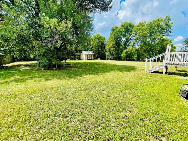 16919 Carlswood Drive, Baytown, TX 77523