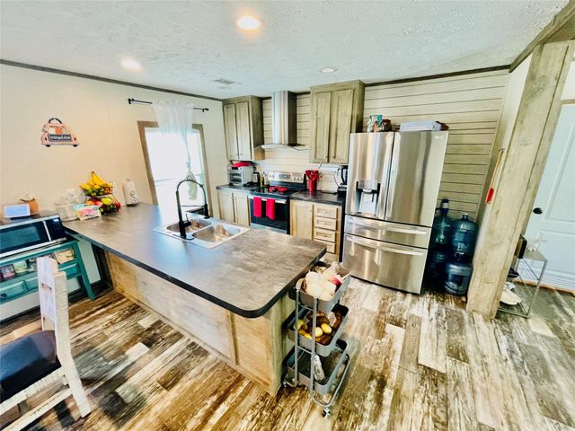 16919 Carlswood Drive, Baytown, TX 77523