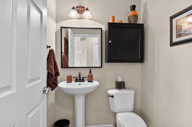 7233 N Lake Orchard Drive, Gregory, MI 48137