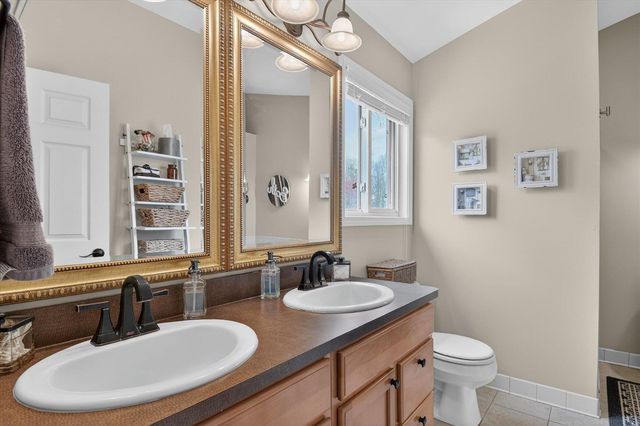 7233 N Lake Orchard Drive, Gregory, MI 48137