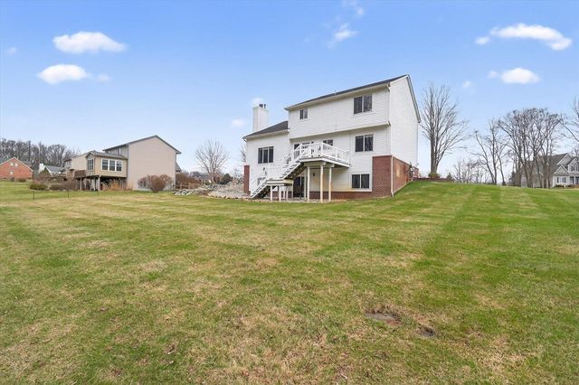 7233 N Lake Orchard Drive, Gregory, MI 48137