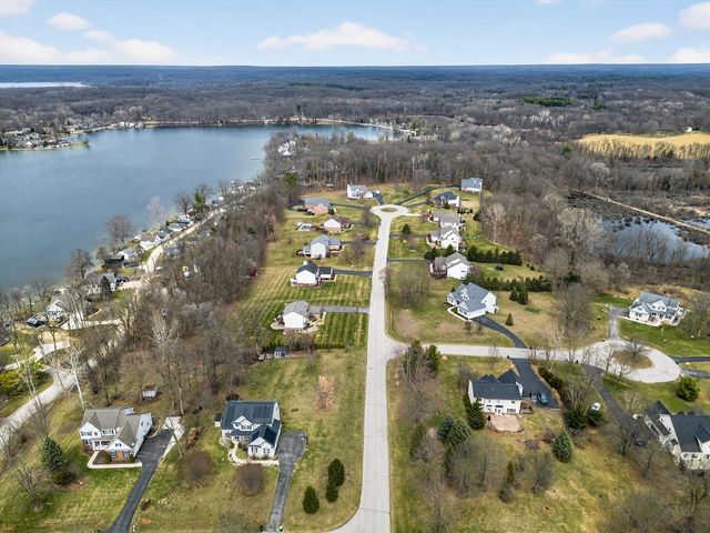 7233 N Lake Orchard Drive, Gregory, MI 48137