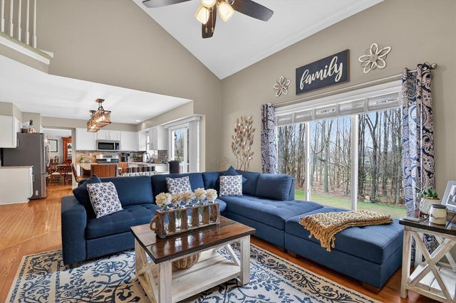 7233 N Lake Orchard Drive, Gregory, MI 48137