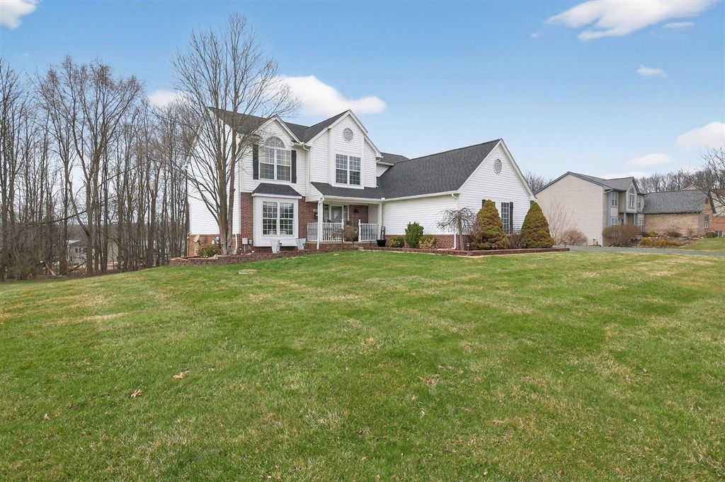 7233 N Lake Orchard Drive, Gregory, MI 48137