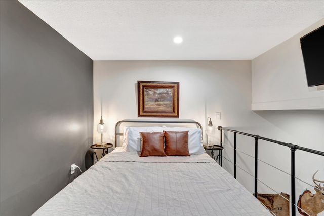 944-946 N Main Avenue, Springfield, MO 65802