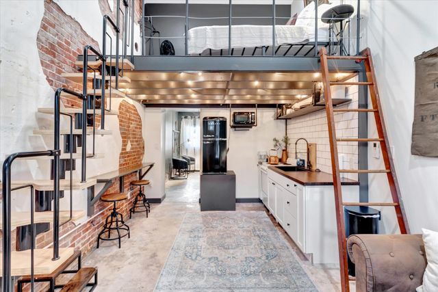 944-946 N Main Avenue, Springfield, MO 65802