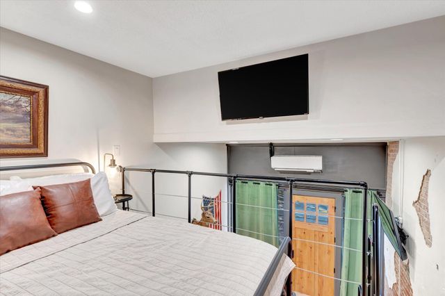 944-946 N Main Avenue, Springfield, MO 65802