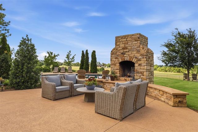 2191 W Center Road, Norman, OK 73072