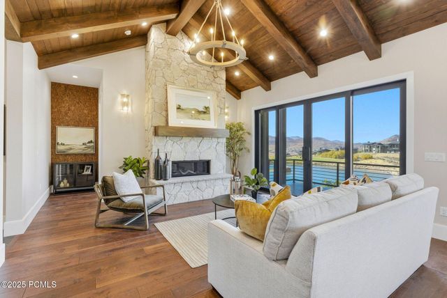 1385 E Lasso Trail, Hideout, UT 84036