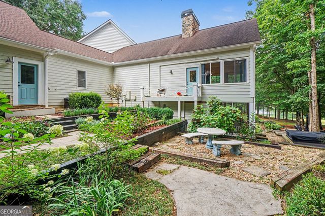 1790 Lipscomb Lake Road, Pendergrass, GA 30567