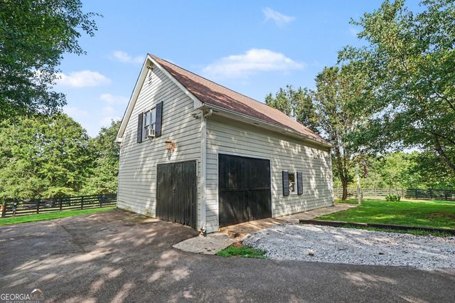 1790 Lipscomb Lake Road, Pendergrass, GA 30567