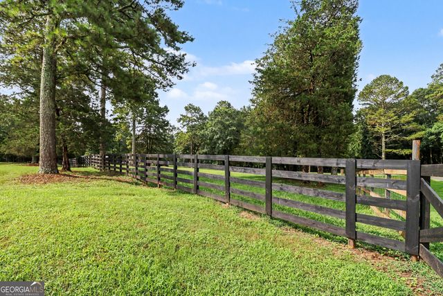 1790 Lipscomb Lake Road, Pendergrass, GA 30567