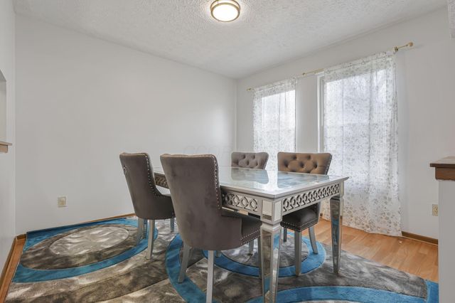 6806 Bennell Drive, Reynoldsburg, OH 43068