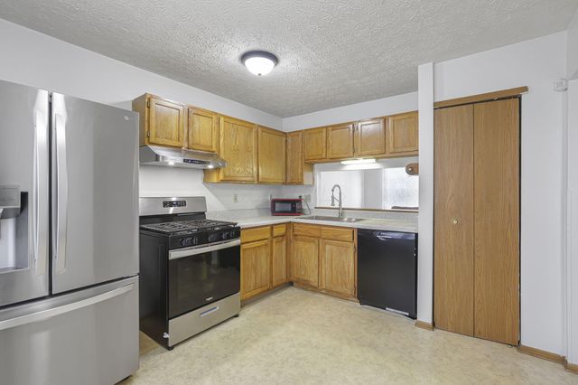 6806 Bennell Drive, Reynoldsburg, OH 43068