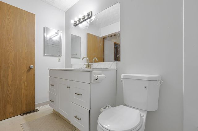 6806 Bennell Drive, Reynoldsburg, OH 43068