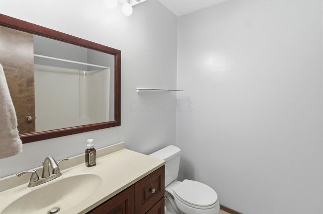 6834 Cedar Brook Glen, New Albany, OH 43054