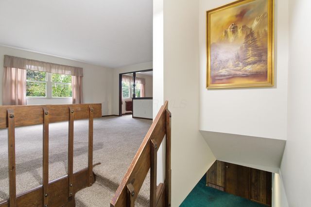 6834 Cedar Brook Glen, New Albany, OH 43054