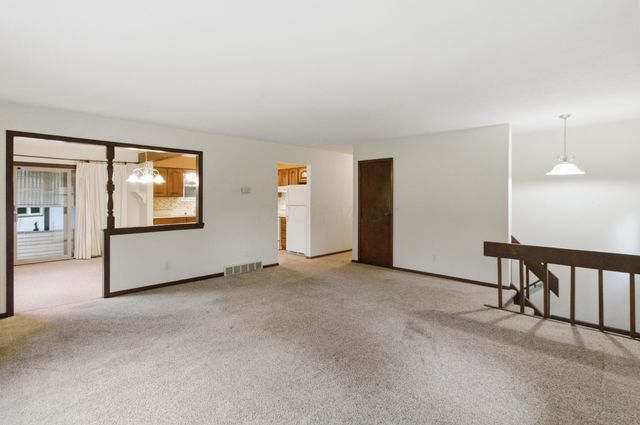 6834 Cedar Brook Glen, New Albany, OH 43054