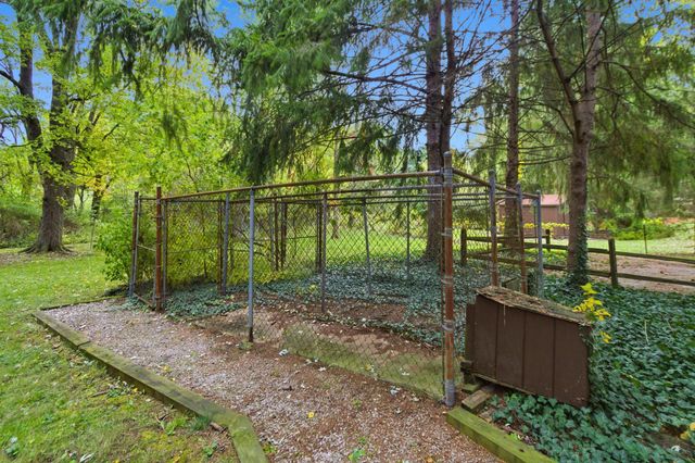 6834 Cedar Brook Glen, New Albany, OH 43054