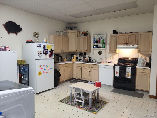 263 Riley Road, New Windsor, NY 12553