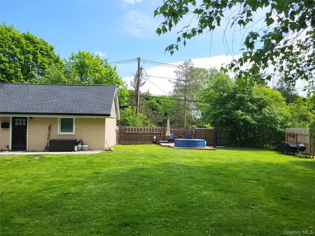263 Riley Road, New Windsor, NY 12553