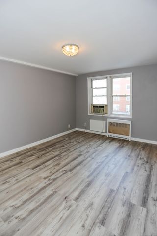 39 Glenbrook Road APT 2A, Stamford, CT 06902