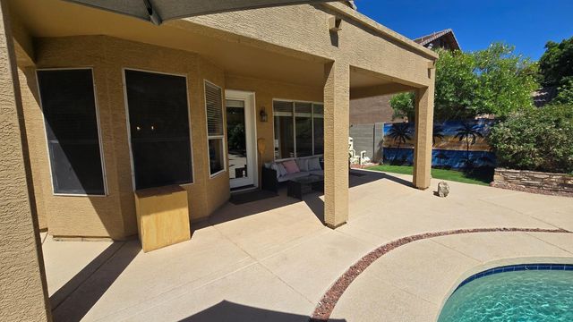 8213 W Quail Avenue, Peoria, AZ 85382