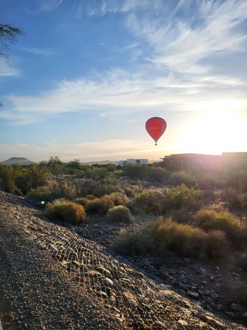 8213 W Quail Avenue, Peoria, AZ 85382
