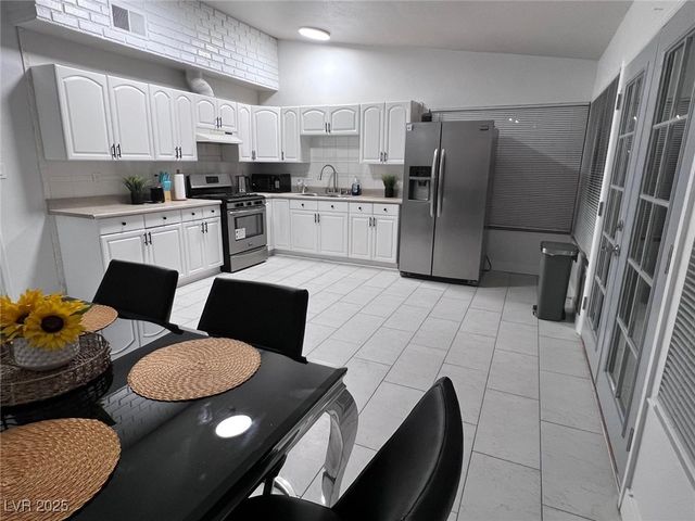 5415 Oxbow Street, Las Vegas, NV 89119