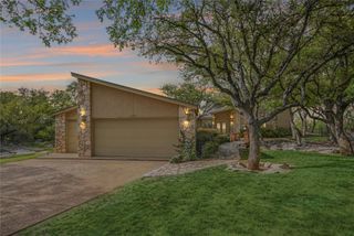 900 Sharp Rock, Horseshoe Bay, TX 78657