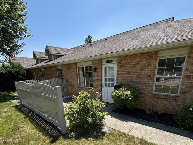 35177 Greenwich Avenue, North Ridgeville, OH 44039