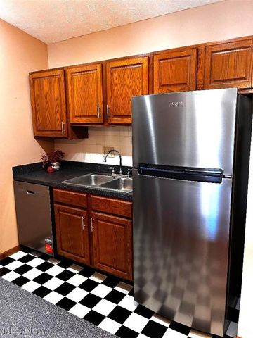 35177 Greenwich Avenue, North Ridgeville, OH 44039
