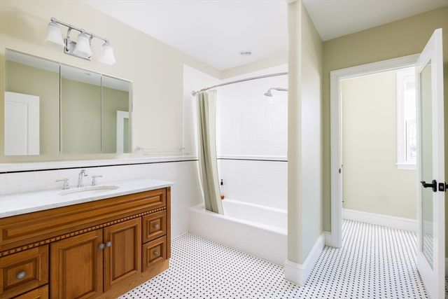 6 Paul Street 2, Newton, MA 02459