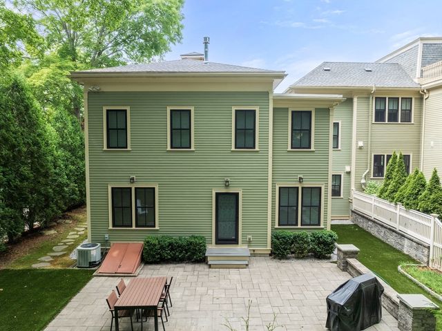 6 Paul Street 2, Newton, MA 02459