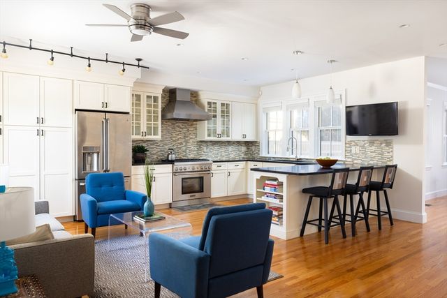 6 Paul Street 2, Newton, MA 02459