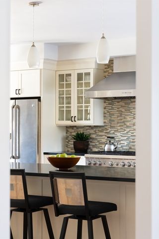 6 Paul Street 2, Newton, MA 02459