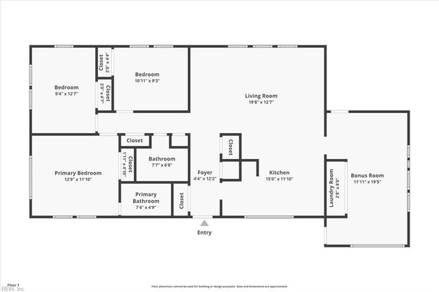 72 Ferguson LN, Newport News, VA 23601