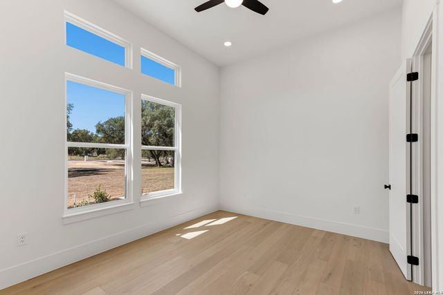 10005 SAXET DR, Boerne, TX 78006
