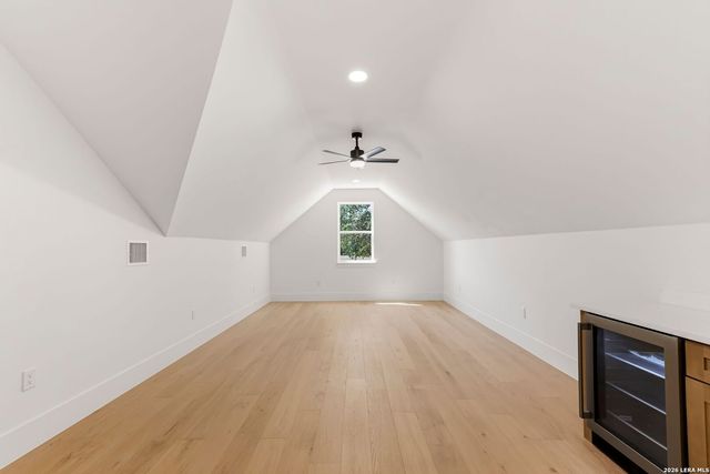 10005 SAXET DR, Boerne, TX 78006