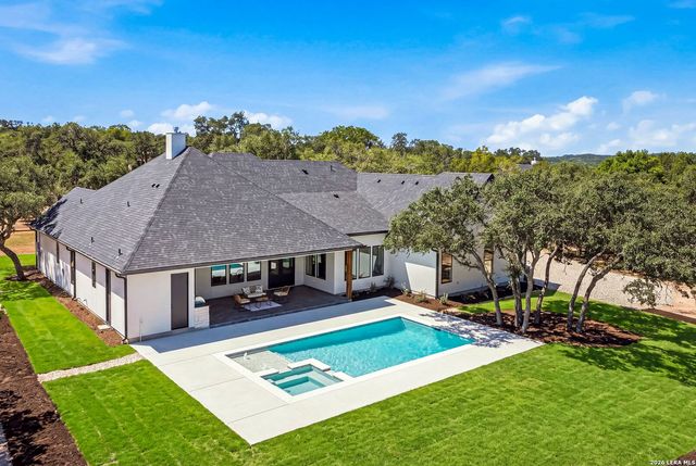 10005 SAXET DR, Boerne, TX 78006