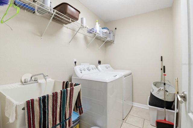 2435 W LAWRENCE COURT, Dunnellon, FL 34434