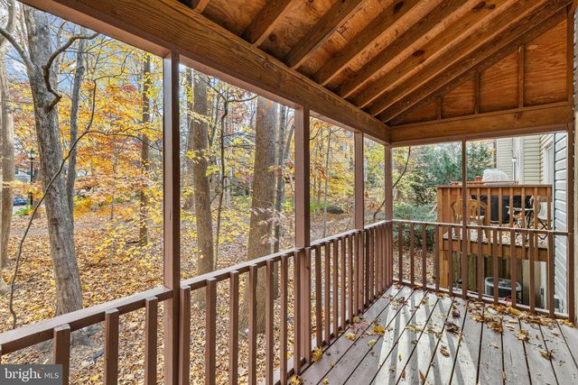 8871 STONEBROOK LN, Columbia, MD 21046