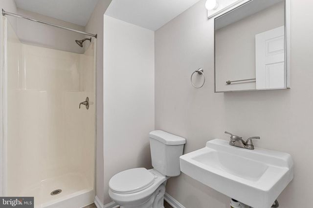 8871 STONEBROOK LN, Columbia, MD 21046