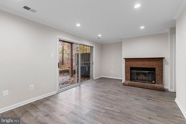 8871 STONEBROOK LN, Columbia, MD 21046