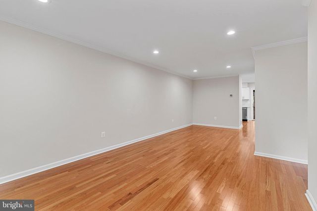 8871 STONEBROOK LN, Columbia, MD 21046