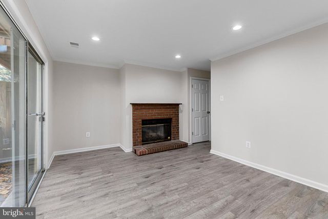 8871 STONEBROOK LN, Columbia, MD 21046