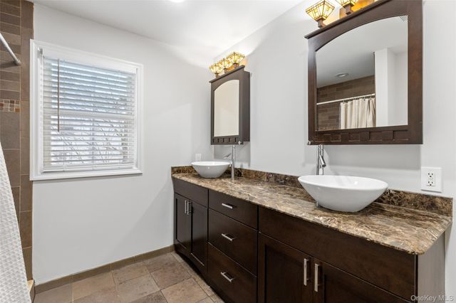 270 Cottage Road, Valley Cottage, NY 10989