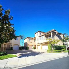 6412 Terraza Portico, Carlsbad, CA 92009