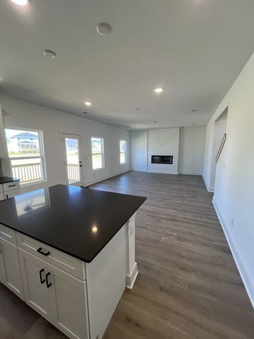 3146 Rolling Brook Drive, Columbia, TN 38401