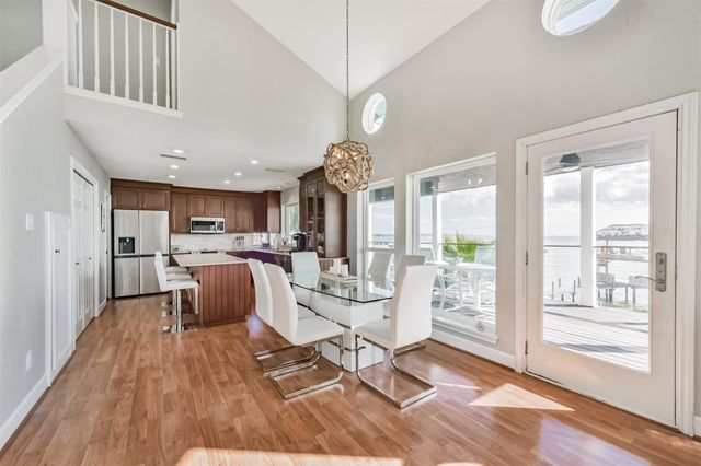 1335 Edwards Drive, Dickinson, TX 77539